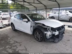 3MZBN1V39JM192887 2018 MAZDA 3