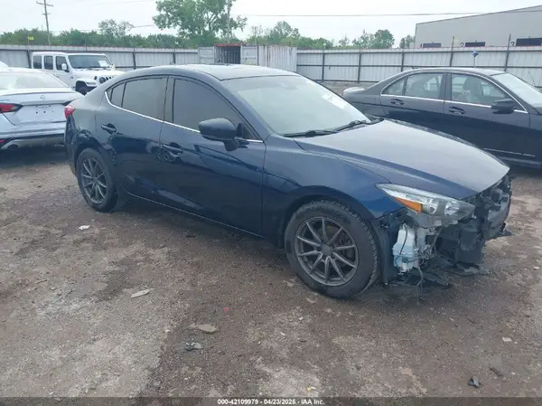 3MZBN1V39JM197832 2018 MAZDA 3 - Image 1