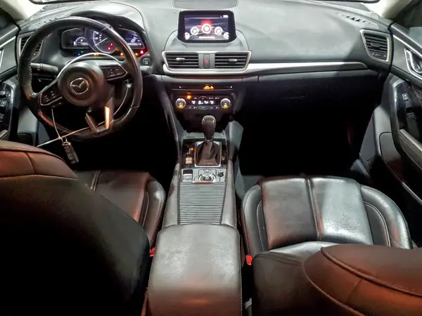 3MZBN1V39JM199113 2018 MAZDA 3 - Image 8