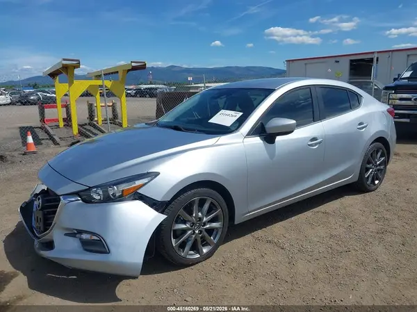 3MZBN1V39JM200292 2018 MAZDA 3 - Image 2