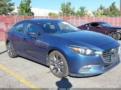 3MZBN1V39JM204164 2018 MAZDA 3