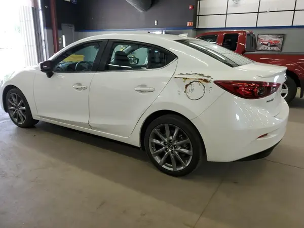3MZBN1V39JM207372 2018 MAZDA 3 - Image 2