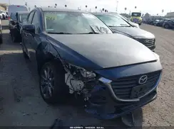3MZBN1V39JM210790 2018 MAZDA 3