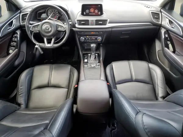 3MZBN1V39JM210837 2018 MAZDA 3 - Image 8