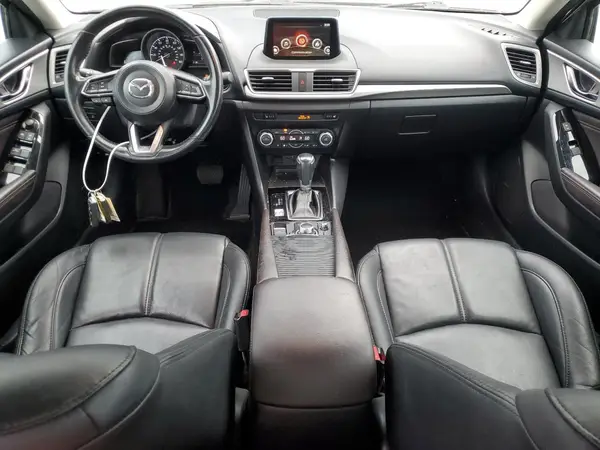 3MZBN1V39JM218856 2018 MAZDA 3 - Image 8