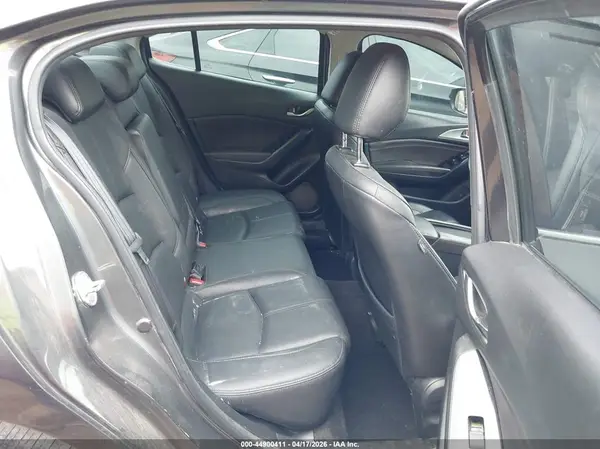 3MZBN1V39JM221403 2018 MAZDA 3 - Image 8