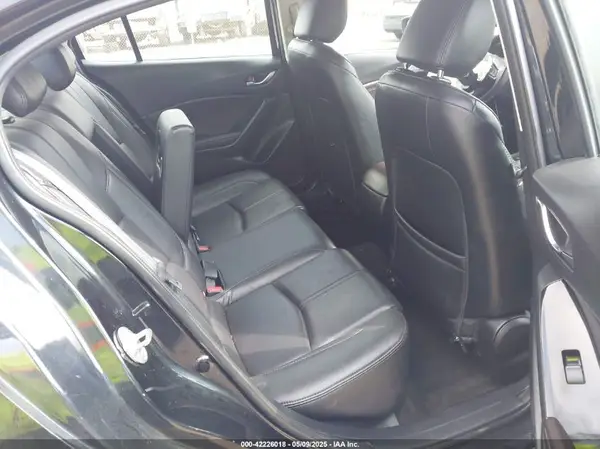 3MZBN1V39JM223684 2018 MAZDA 3 - Image 8