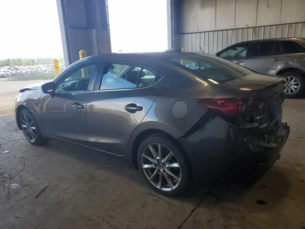 3MZBN1V39JM225242 2018 MAZDA 3 - Image 2