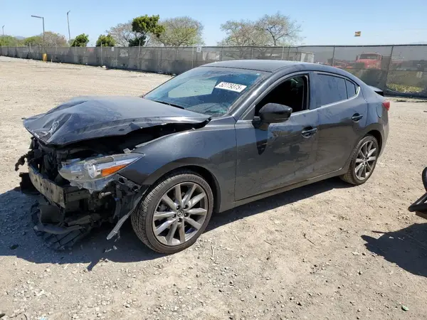 3MZBN1V39JM229145 2018 MAZDA 3 - Image 1
