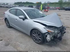 3MZBN1V39JM243594 2018 MAZDA 3