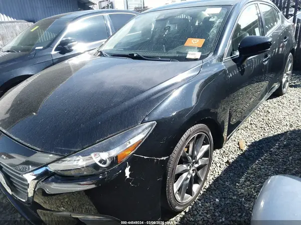 3MZBN1V39JM245474 2018 MAZDA 3 - Image 2