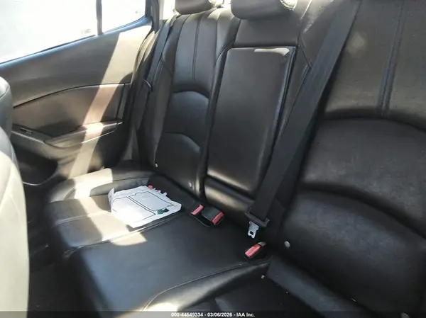 3MZBN1V39JM245474 2018 MAZDA 3 - Image 8