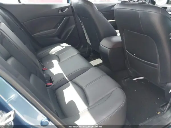 3MZBN1V39JM248584 2018 MAZDA 3 - Image 8