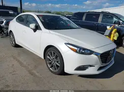3MZBN1V39JM248696 2018 MAZDA 3