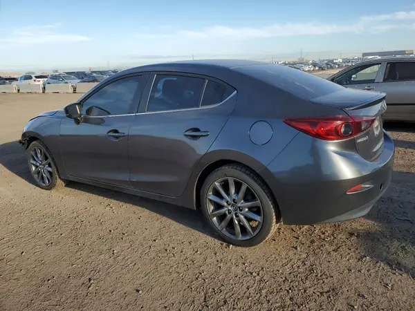 3MZBN1V39JM250027 2018 MAZDA 3 - Image 2