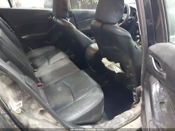 3MZBN1V39JM251226 2018 MAZDA 3 - Image 8