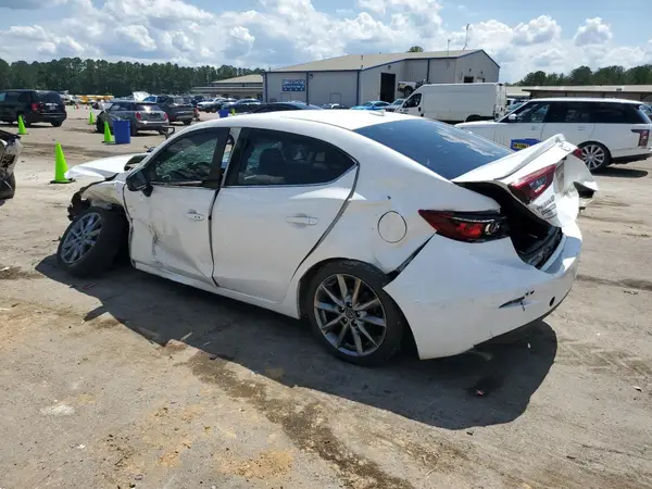 3MZBN1V39JM256006 2018 MAZDA 3 - Image 2