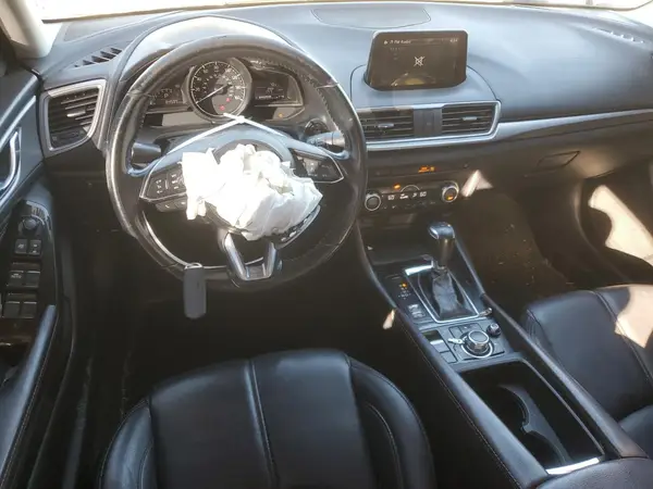 3MZBN1V39JM259911 2018 MAZDA 3 - Image 8
