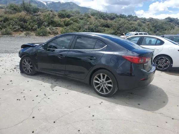 3MZBN1V39JM273274 2018 MAZDA 3 - Image 2