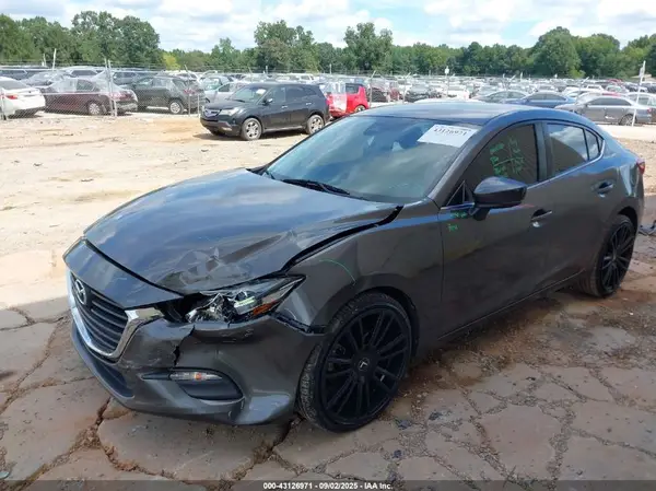 3MZBN1V3XJM163074 2018 MAZDA 3 - Image 2