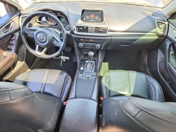 3MZBN1V3XJM168081 2018 MAZDA 3 - Image 8