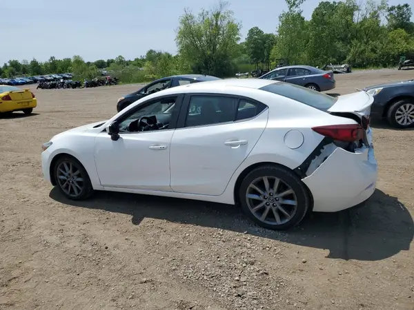 3MZBN1V3XJM176102 2018 MAZDA 3 - Image 2