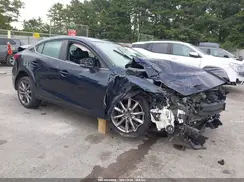 3MZBN1V3XJM178464 2018 MAZDA 3