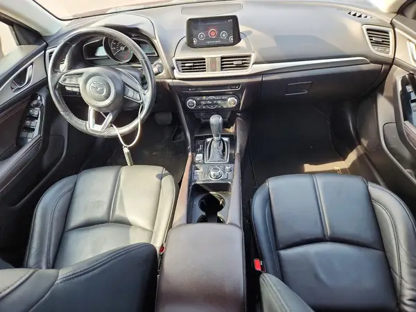 3MZBN1V3XJM180943 2018 MAZDA 3 - Image 8