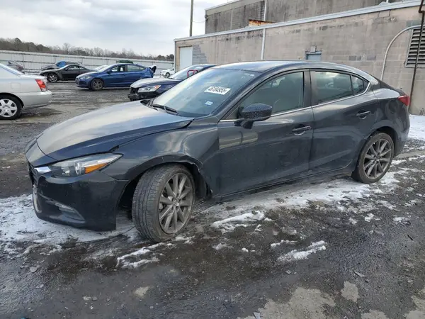 3MZBN1V3XJM186774 2018 MAZDA 3 - Image 1