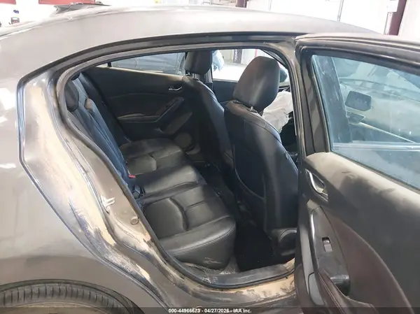 3MZBN1V3XJM192297 2018 MAZDA 3 - Image 8