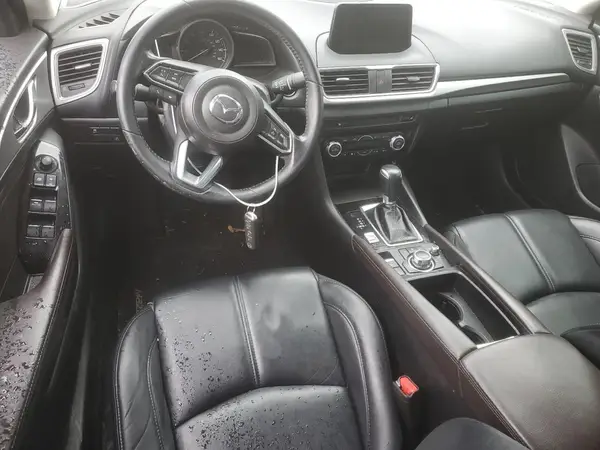 3MZBN1V3XJM198021 2018 MAZDA 3 - Image 8