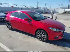 3MZBN1V3XJM203704 2018 MAZDA 3