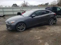 3MZBN1V3XJM205047 2018 MAZDA 3