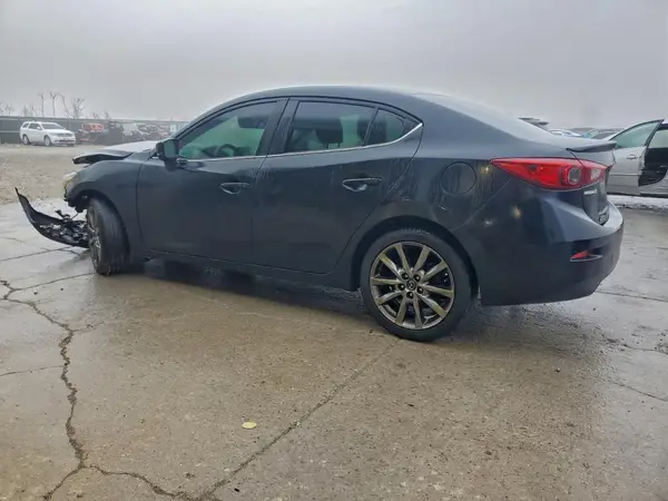 3MZBN1V3XJM207980 2018 MAZDA 3 - Image 2