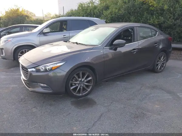 3MZBN1V3XJM211088 2018 MAZDA 3 - Image 2