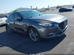 3MZBN1V3XJM216470 2018 MAZDA 3