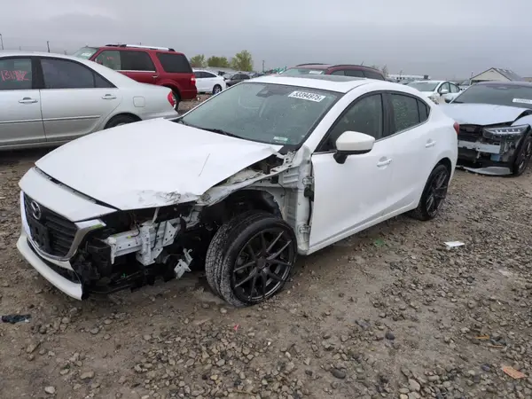 3MZBN1V3XJM228666 2018 MAZDA 3 - Image 1