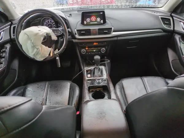 3MZBN1V3XJM228666 2018 MAZDA 3 - Image 8