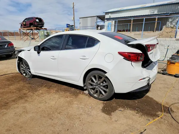 3MZBN1V3XJM228912 2018 MAZDA 3 - Image 2