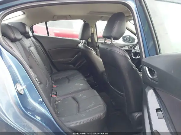 3MZBN1V3XJM242017 2018 MAZDA 3 - Image 8