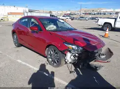 3MZBN1V3XJM244396 2018 MAZDA 3