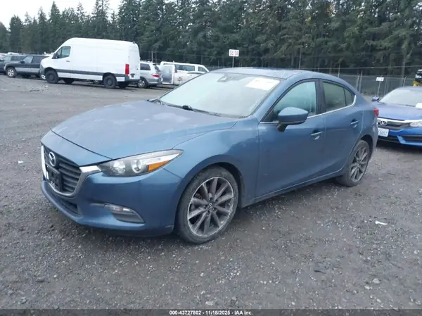 3MZBN1V3XJM245421 2018 MAZDA 3 - Image 2