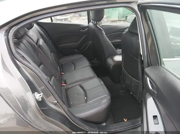 3MZBN1V3XJM251168 2018 MAZDA 3 - Image 8