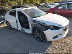 3MZBN1V3XJM251378 2018 MAZDA 3