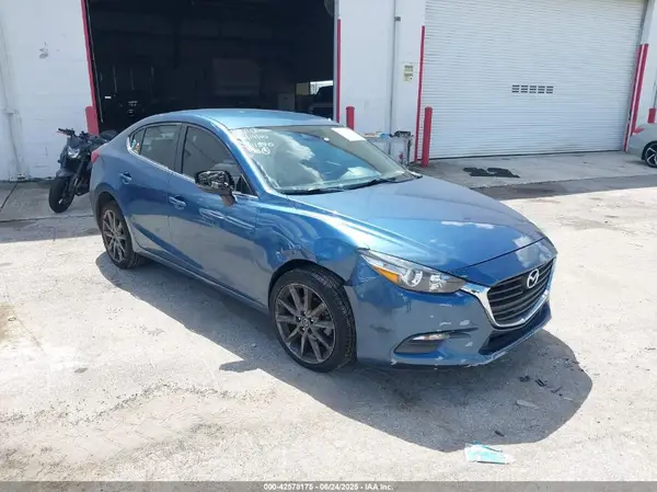 3MZBN1V3XJM255611 2018 MAZDA 3 - Image 1