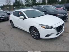 3MZBN1V3XJM256452 2018 MAZDA 3