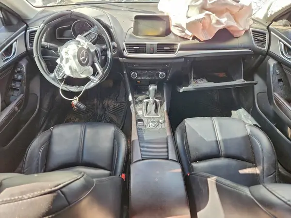 3MZBN1V3XJM259433 2018 MAZDA 3 - Image 8