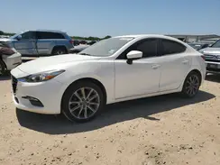 3MZBN1V3XJM261375 2018 MAZDA 3