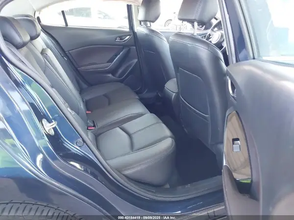 3MZBN1V3XJM265197 2018 MAZDA 3 - Image 8