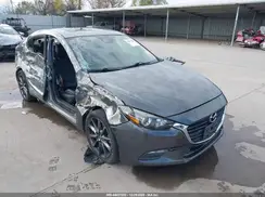 3MZBN1V3XJM271789 2018 MAZDA 3